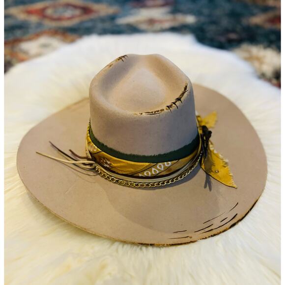 Travis Austin Hat. One of A Kind Custom Made Signed Western Cowgirl Hat - Picture 8 of 16